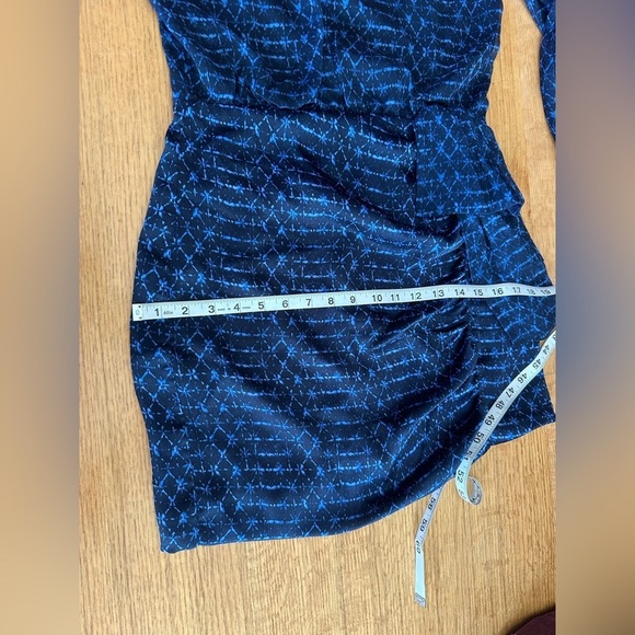 Misa Los Angeles NWT Amber Sheer Sleeve Mini Dress Sz Small - Picture 9 of 15